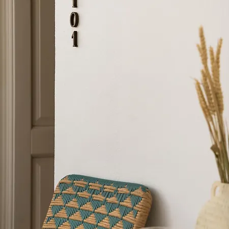 Thoe Naxos - Indoor Jacuzzi Apart Otel *